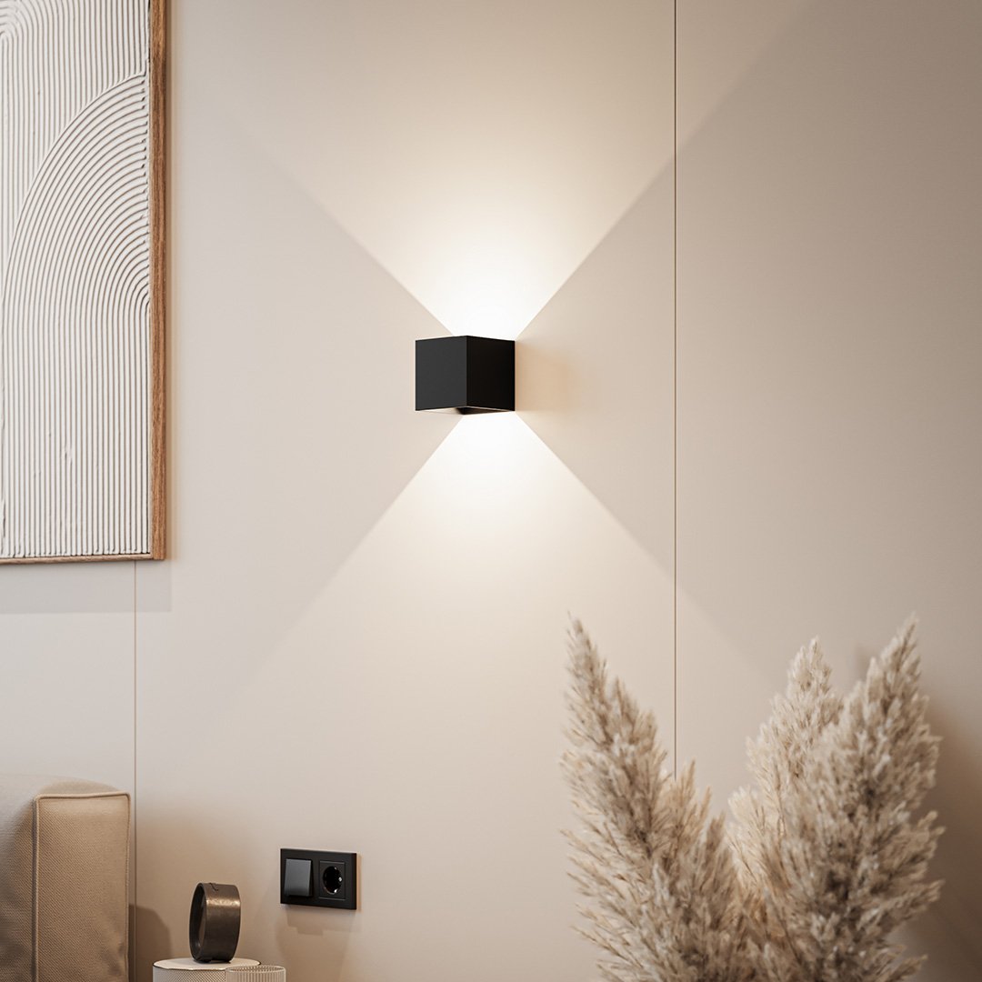 Elegant Outdoor Wall Sconce Light with Warm LED Lighting - IP54 Weatherproof Design 0