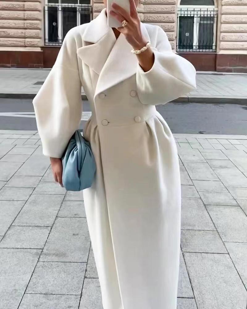 Elegant Wool Winter Coat for Women with Oversized Lapel and Double Breasted Closure 0